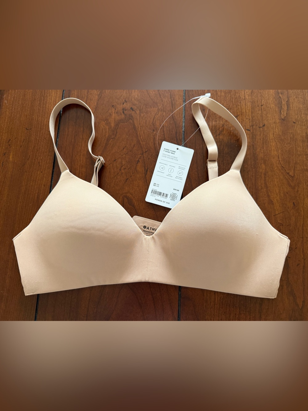 Athleta Sleek Firm T Shirt Bra 34B. It’s a taupe color. New with tags
